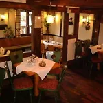 Pensjonat Zum Stausee 3*