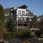 Zum Stausee Engelskirchen