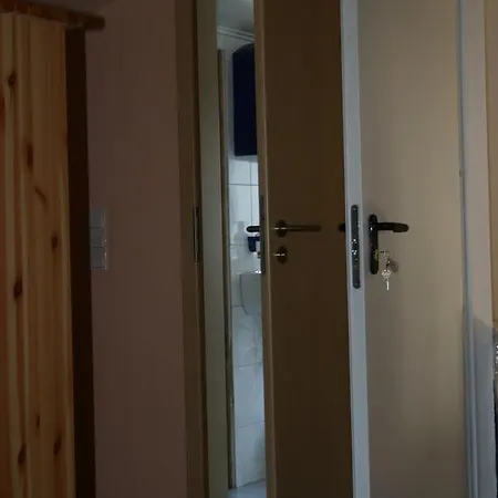 Zum Stausee Pensión 3*