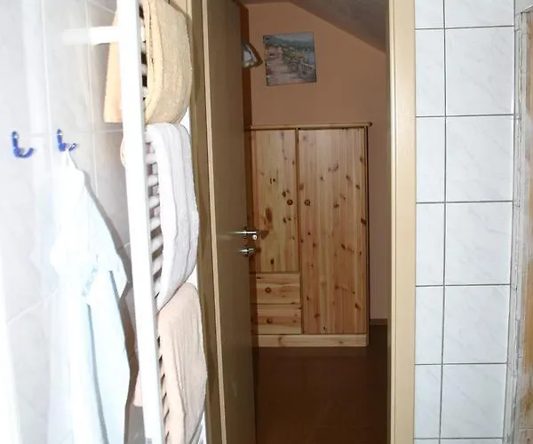 Zum Stausee Gæstehus Engelskirchen